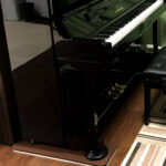 アップライトピアノ